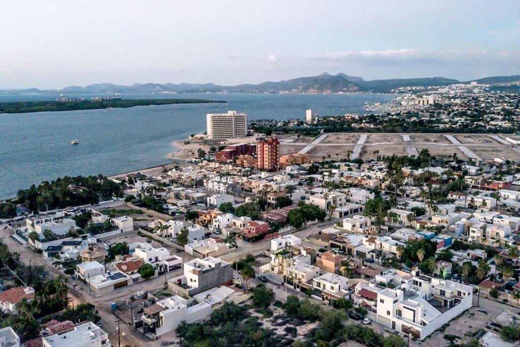 Ancla Baja Living Condominio Nuevo Con Vista 4 Ла-Пас Экстерьер фото