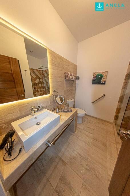 Ancla Baja Living Condominio Nuevo Con Vista 4 Ла-Пас Экстерьер фото
